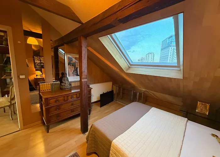 Apartament Center *