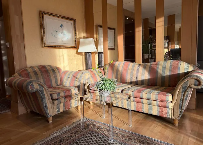 Apartament Center *